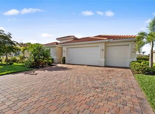 2959 Sunset Pointe Cir, Cape Coral, FL 33914