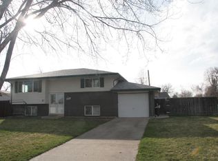 8583 Chase St, Arvada, CO 80003