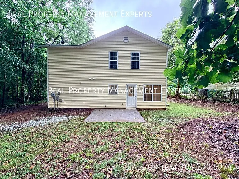 4025 Oakwood Rd — Photo 14