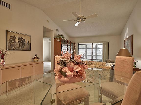 5th image of 15401 Pembridge Ave APT 29