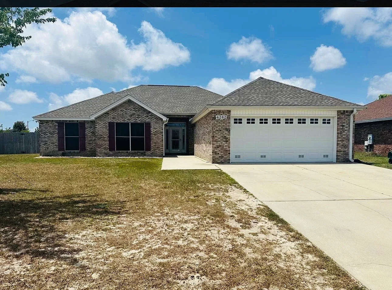 3 bed, 1924 sqft, $2,350 — Photo 1