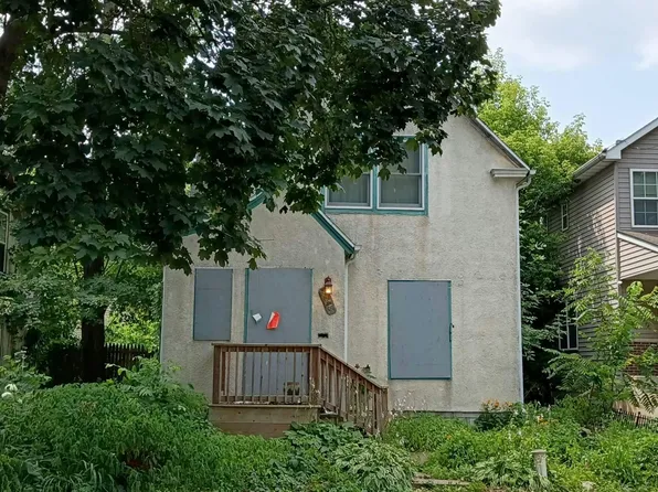 2343 Thomas Ave N, Minneapolis, MN 55411