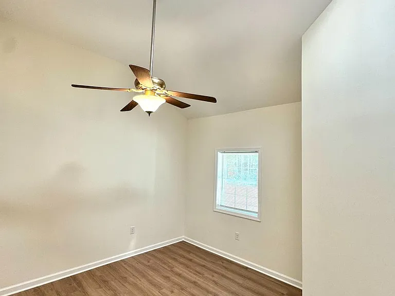 8190 Marshall Corner Rd — Photo 15