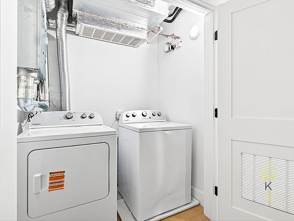 2nd image of 584 Cambridge St #1R