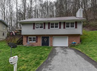 539 Monroe St NW, Norton, VA 24273