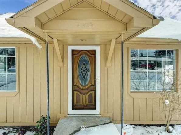 7706 Rainier Dr, Everett, WA 98203