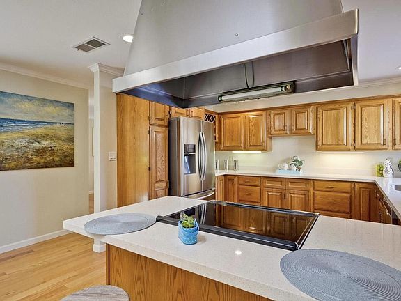 4th image of 1049 Bentoak Ln