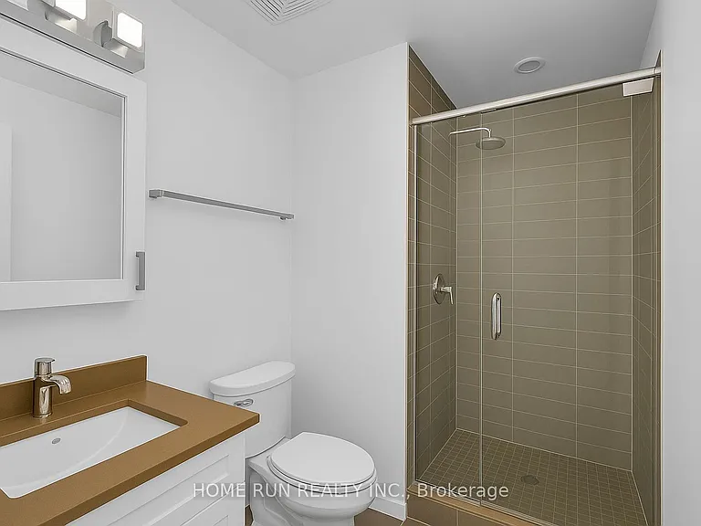 40 Nepean St #2703 — Photo 16