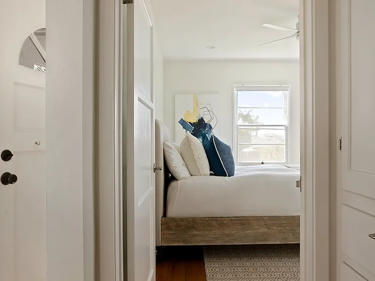 5673 La Jolla Hermosa Ave — Photo 14