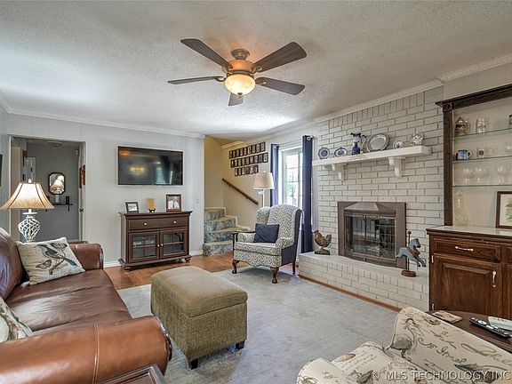 5th image of 7676 S 258th East Ave