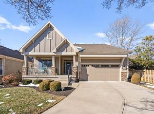 8510 Barstow St, Lenexa, KS 66219