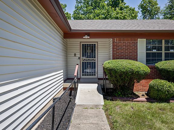2nd image of 5691 Liberty Creek Dr E