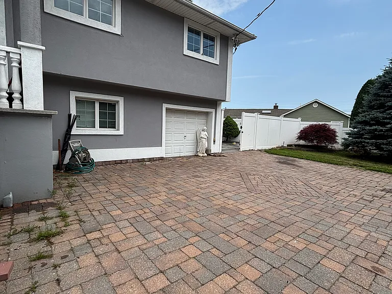 Radcliffe Rd — Photo 1