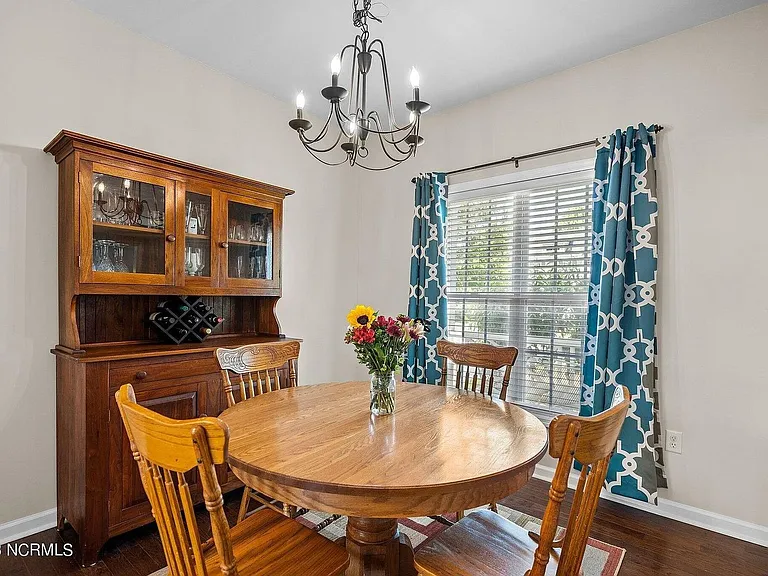 1010 Meridian Dr — Photo 20