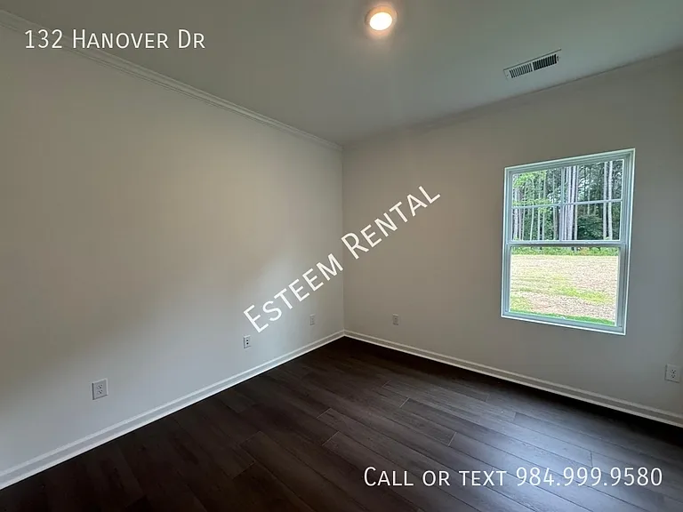 132 Hanover Dr — Photo 9
