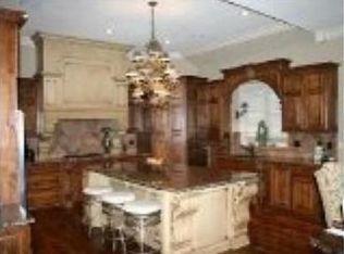 5288 W 150th Ter, Leawood, KS 66224