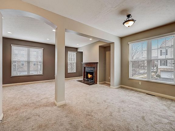 5th image of 2844 Acarie Dr