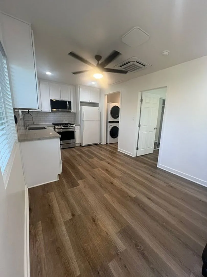 Charming, 1 Bedroom, 1 Bathroom (ADU) in Granada Hills! Ready for Move In! — Photo 4