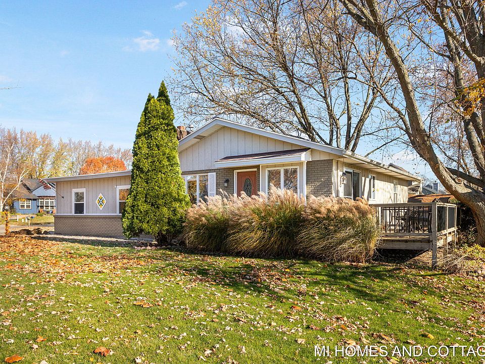 1st image of 654 Jasmine Dr