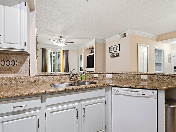 5th image of 13037 MULBERRY PARK DRIVE #518