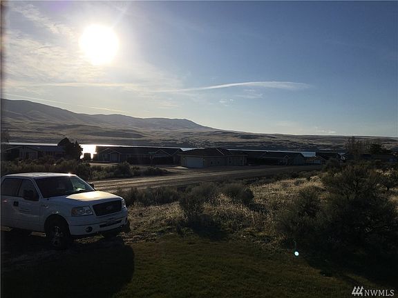 3rd image of 107 Desert Aire Dr SW
