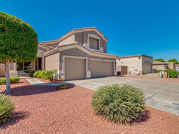 3rd image of 8213 W Melinda Ln