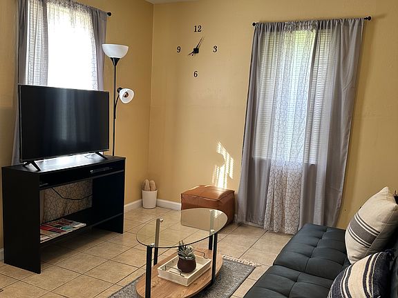 2nd image of 2011 NW Hoover Ave #14