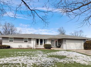 5452 Lory Dr, Greendale, WI 53129