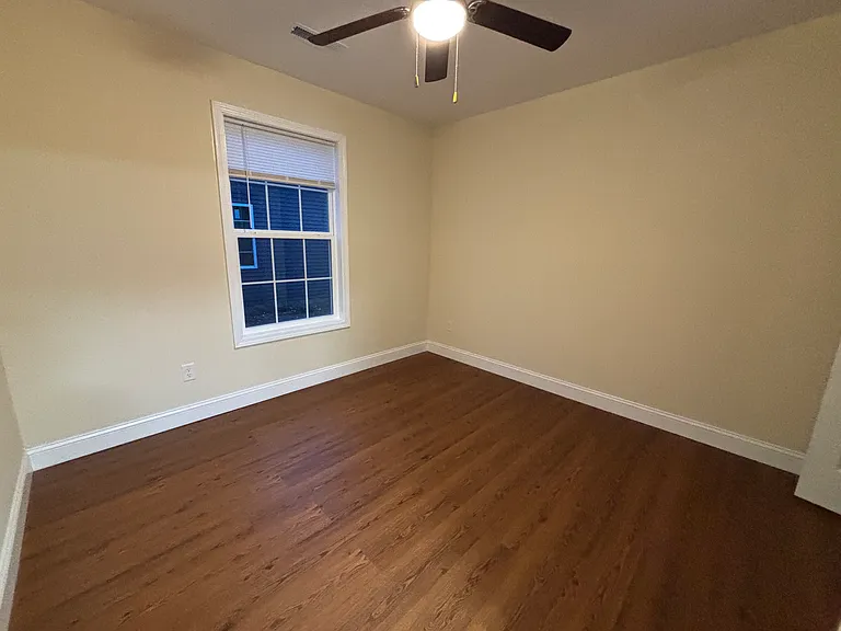 447 Cedar Hollow Dr — Photo 7