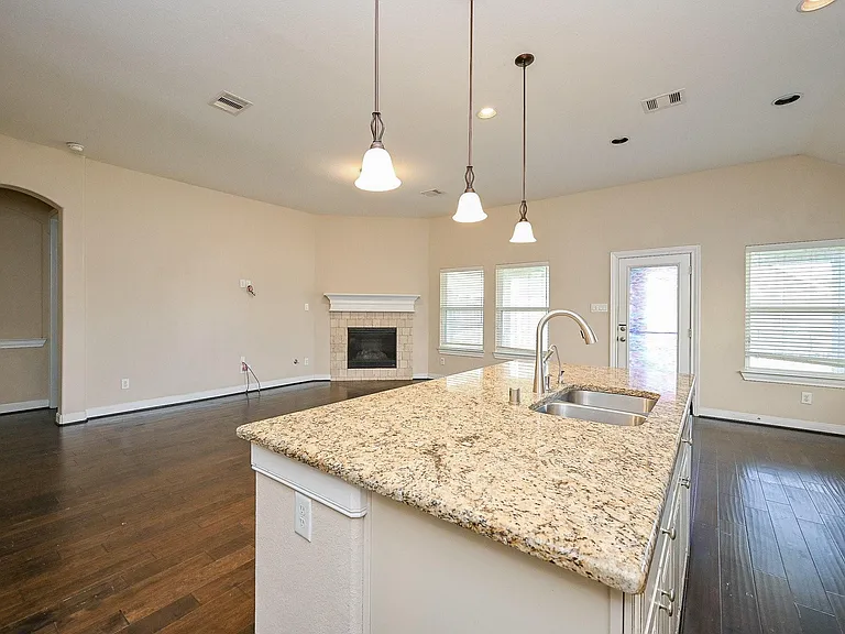 5823 Hillside River Ln — Photo 9