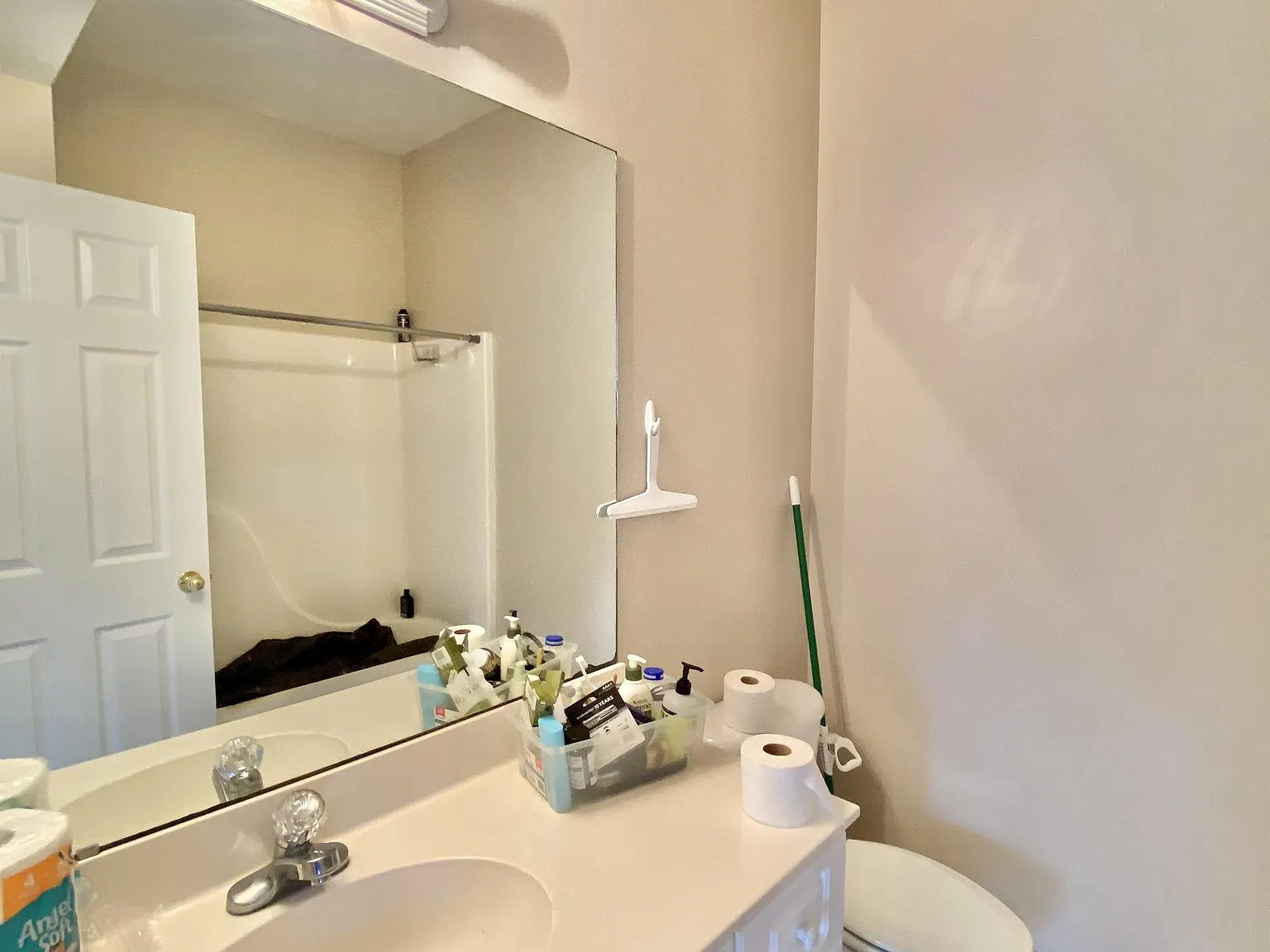 1501 Partin Dr N - 261 — Photo 3