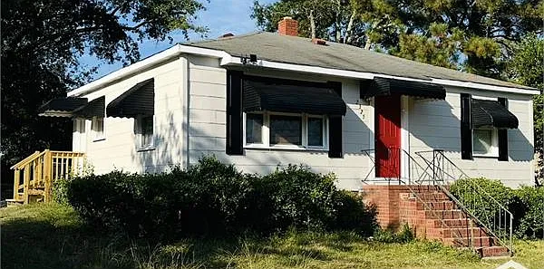 3 bed, $1,285 — Photo 2