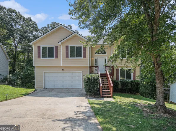 3601 Broken Arrow Ct, Douglasville, GA 30135