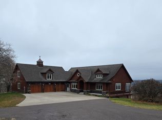 19881 Sunrise Ln, Hancock, MI 49930