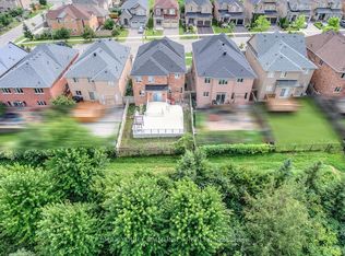 76 Ivy Glen Dr, Vaughan, ON L6A 0P2