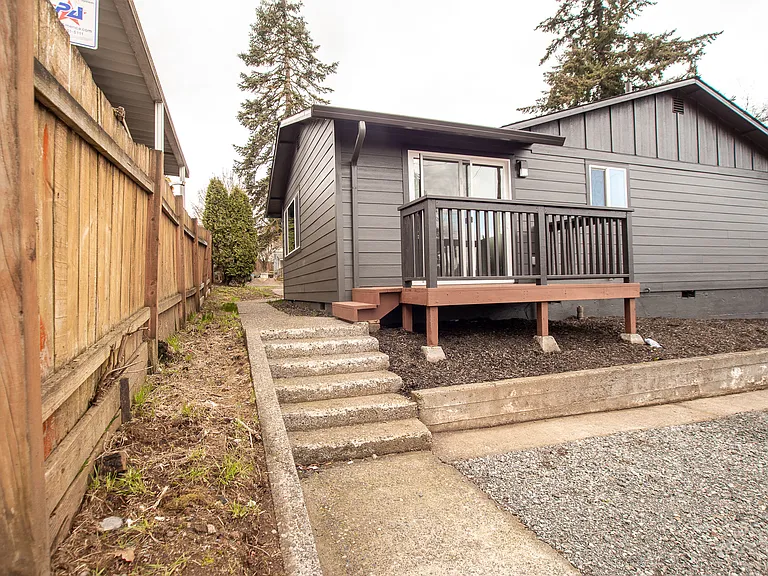 3505 M St #A — Photo 21