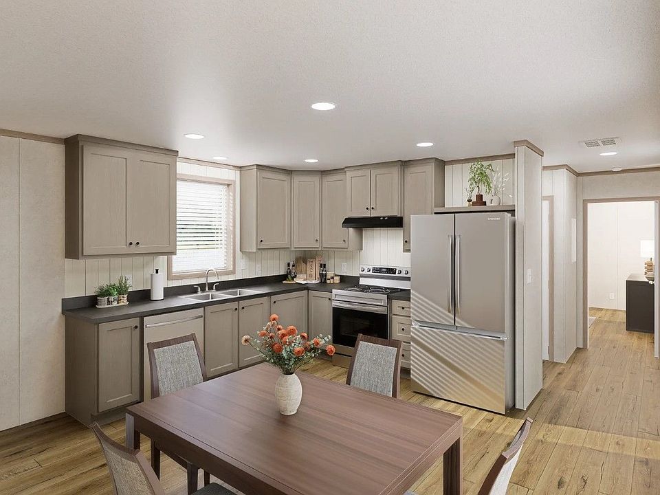 2nd image of 3104 E Wooster Rd #1a1