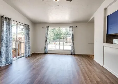 3 bed, 1122 sqft, $1,175 — Photo 2