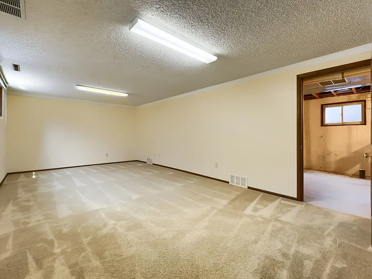 3202 Springridge Dr — Photo 13