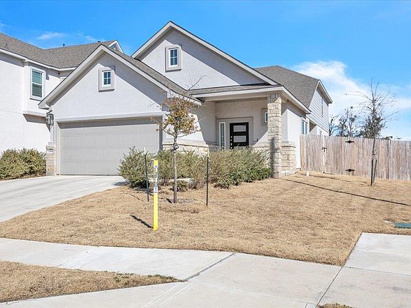 4th image of 12620 Penguin Path