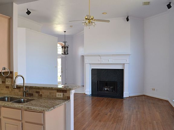 4th image of 3609 Adavale Dr