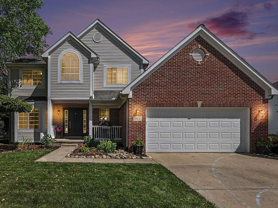 1st image of 913 Darwin Dr
