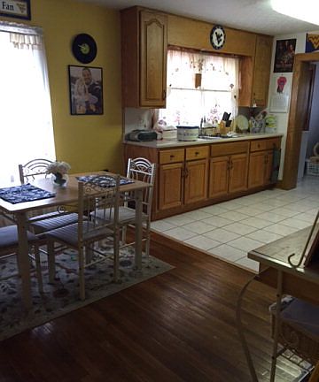 5th image of 1211 Westchester Dr