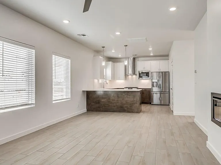 4200 NW 180th St — Photo 9
