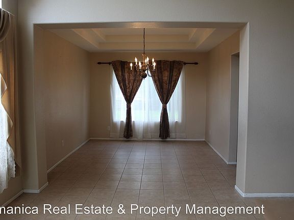 2nd image of 15943 Camino Real St