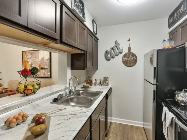 The Mayfair Apartment Homes