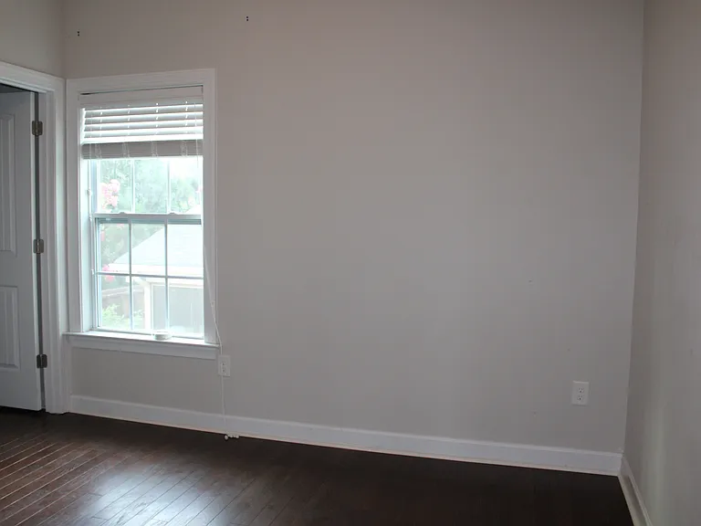 241 Vinewood Pl — Photo 39