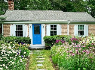 157 Pond View Dr, Centerville, MA 02632