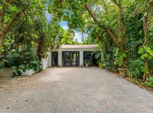 5390 Sunset Dr, Miami, FL 33143