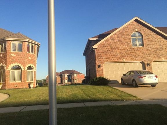 3rd image of 4821 Dartry Dr